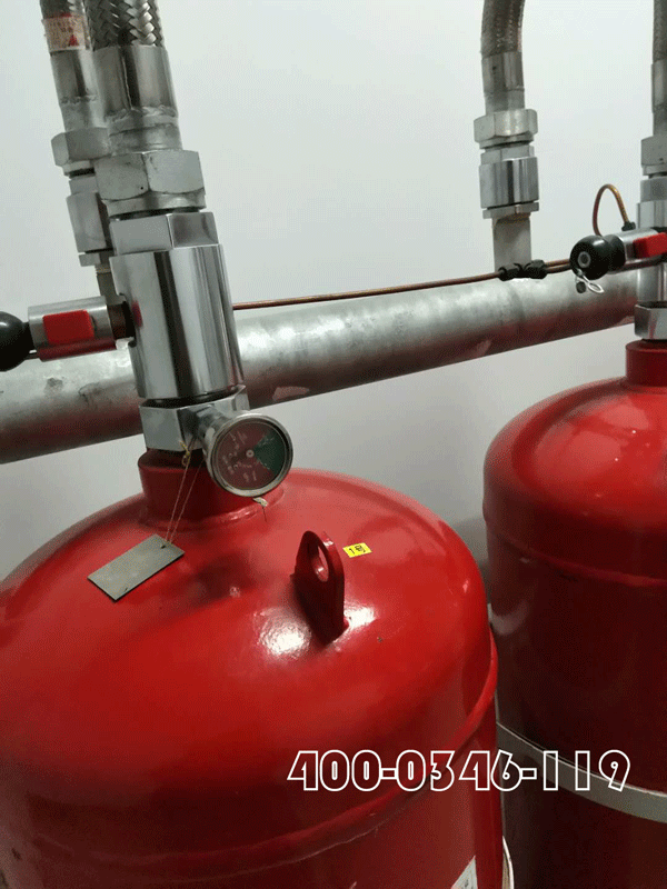 油品厂房安装气体灭火是否可以用防火卷帘作为隔断材料